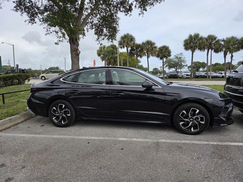 Used 2025 Hyundai Sonata SEL image 3
