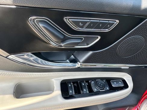 New 2025 Lincoln Corsair FWD image 11