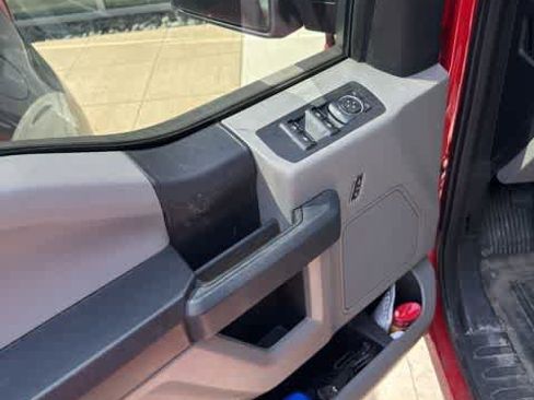 Used 2016 Ford F150 XL w/ Equipment Group 101A Mid AWD/4WD image 14