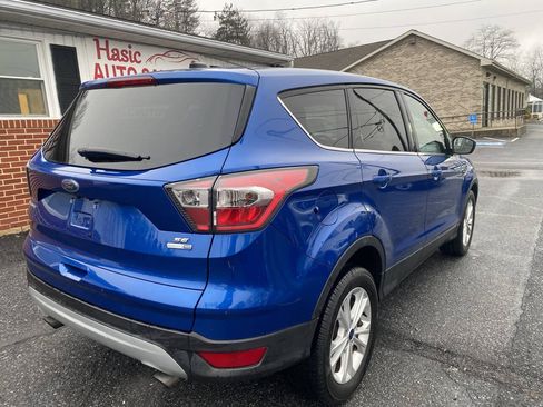 Used 2017 Ford Escape SE AWD/4WD image 6