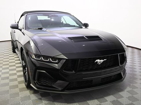 Used 2024 Ford Mustang GT Premium RWD image 9