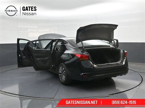 Used 2024 Nissan Altima 2.5 SV image 49