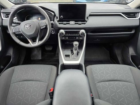 Used 2024 Toyota RAV4 XLE image 18