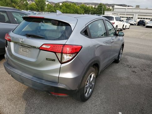 Used 2019 Honda HR-V LX image 16