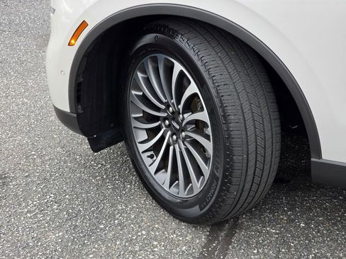 Used 2022 Lincoln Aviator Reserve RWD image 26