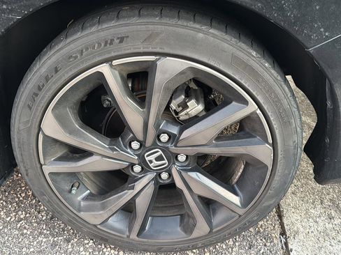 Used 2021 Honda Civic Sport image 5