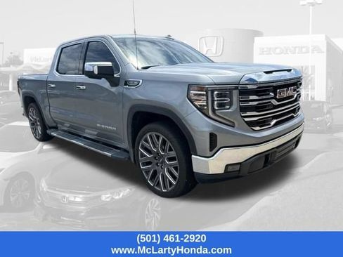 Used 2023 GMC Sierra 1500 SLT w/ SLT Premium Package AWD/4WD image 3
