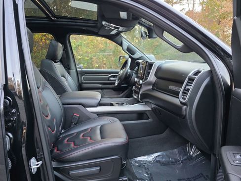 Used 2022 RAM 1500 Big Horn image 32