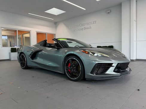 Used 2022 Chevrolet Corvette Stingray Preferred Conv w/ Z51 Performance Package RWD image 1