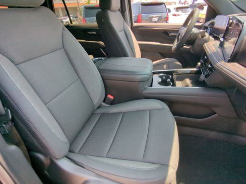 New 2025 Chevrolet Tahoe LS w/ LPO, Dark Essentials Package image 28