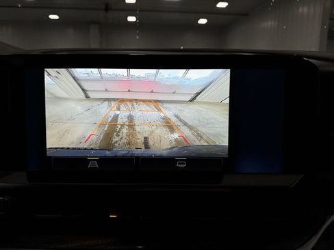 Used 2023 Chevrolet Silverado 1500 RST image 15