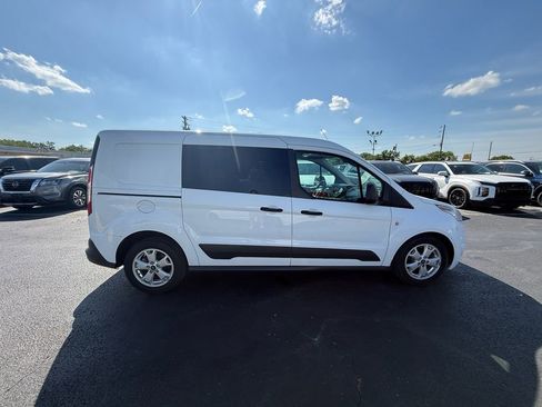 Used 2018 Ford Transit Connect XLT FWD image 2