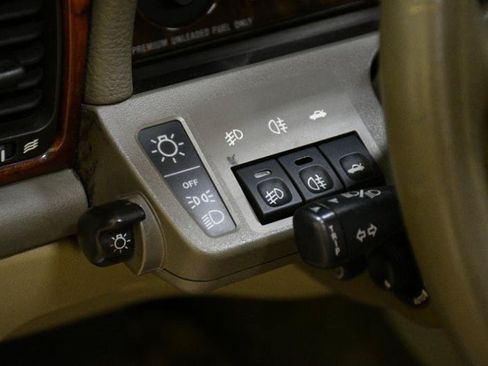Used 1997 Jaguar XJ6 RWD image 36