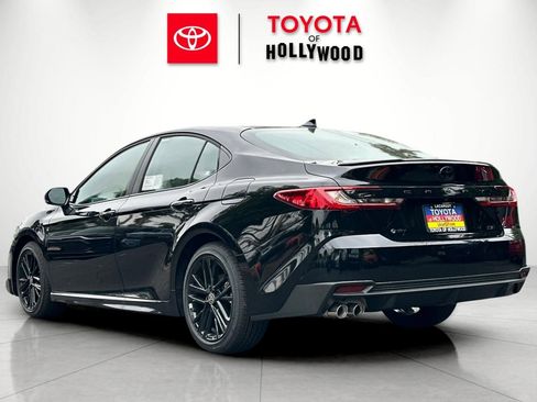 New 2026 Toyota Camry SE FWD image 6