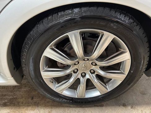 Used 2012 INFINITI QX56 4WD w/ Theater Pkg image 10