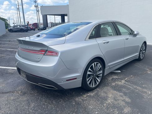 Used 2019 Lincoln MKZ Reserve FWD image 5