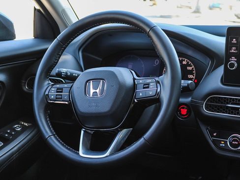 Certified 2026 Honda HR-V EX-L image 17