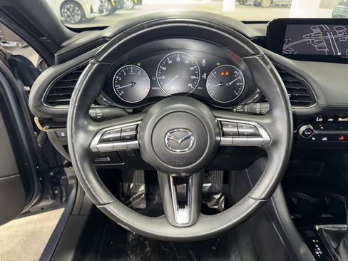 Used 2022 MAZDA MAZDA3 s image 21