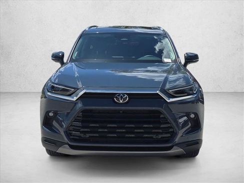 Used 2026 Toyota Grand Highlander FWD image 2