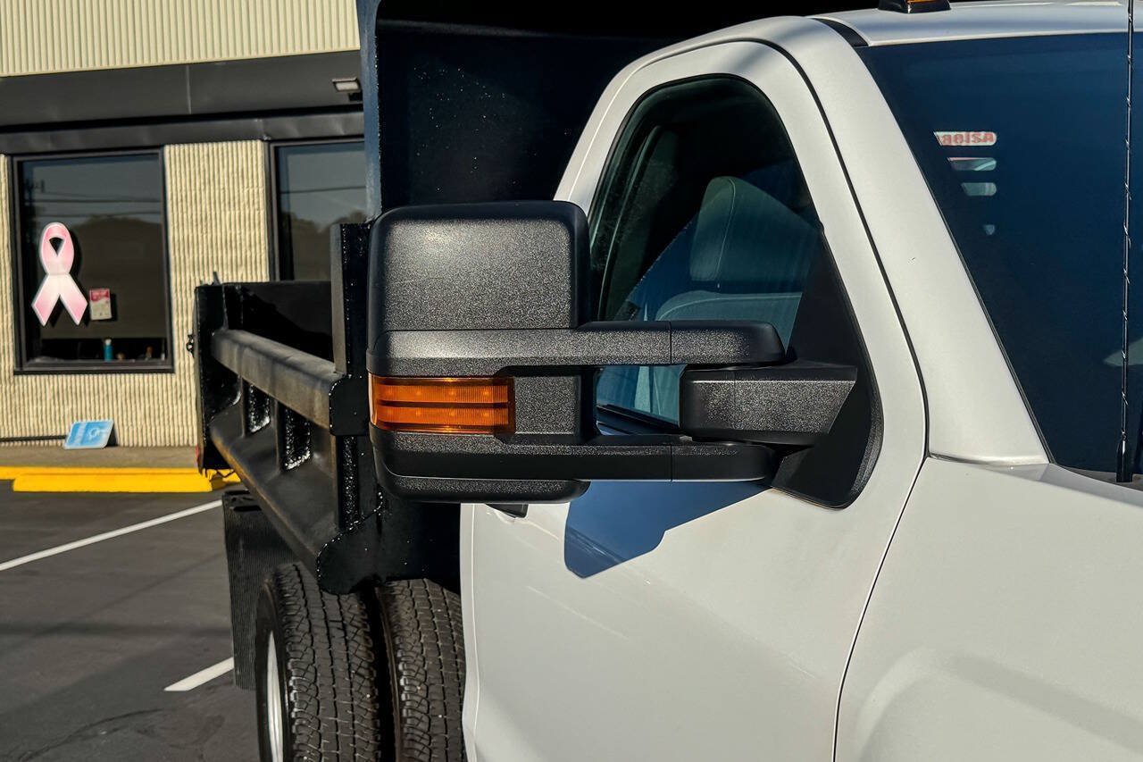 Used 2016 Chevrolet Silverado 3500 W/T w/ WT Convenience Package AWD/4WD image 13