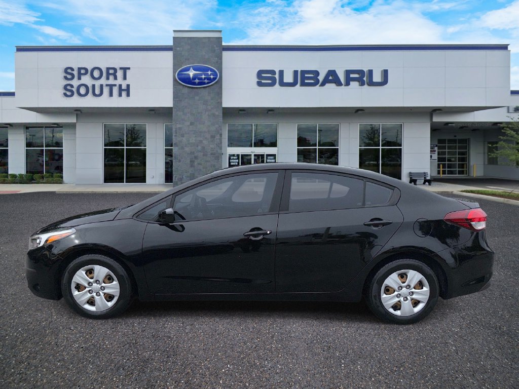 Used 2017 Kia Forte LX FWD image 7