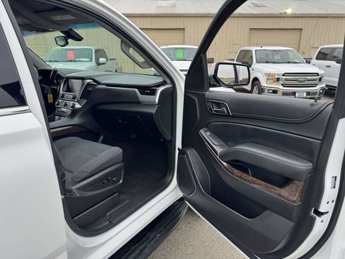 Used 2017 Chevrolet Tahoe LS image 16