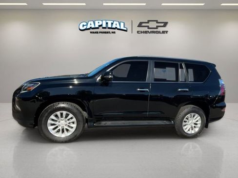 Used 2021 Lexus GX 460 Premium image 2