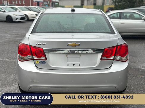 Used 2015 Chevrolet Cruze LS FWD image 6