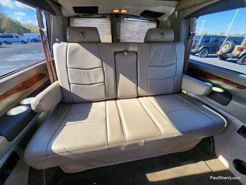 Used 2021 Chevrolet Express 2500 LS w/ Enhanced Convenience Package image 50