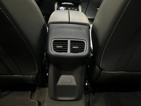 Certified 2025 Buick Envision Sport Touring AWD/4WD image 32