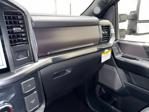 New 2026 Ford F150 Platinum AWD/4WD image 33