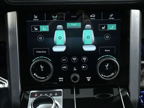 Used 2020 Land Rover Range Rover Long Wheelbase HSE image 41