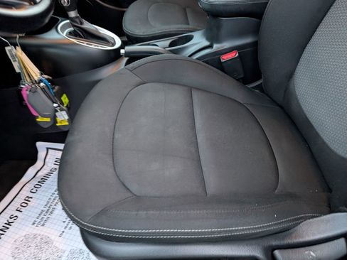 Used 2019 Kia Soul + image 22