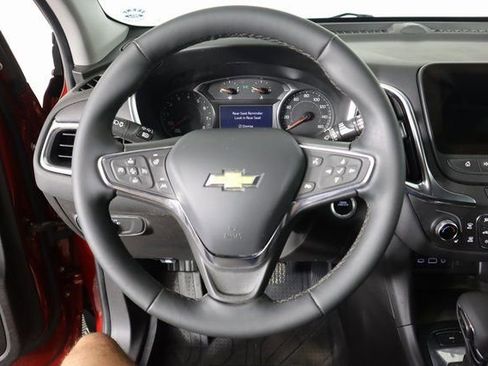 Used 2024 Chevrolet Equinox LT image 34