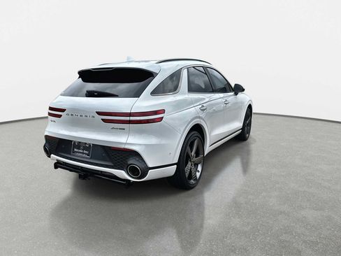 Used 2022 Genesis GV70 3.5T Sport w/ Sport Prestige Package AWD/4WD image 16