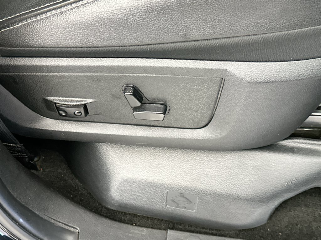 Used 2017 RAM 2500 Laramie AWD/4WD image 22