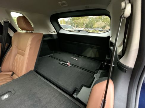 Used 2025 Nissan Rogue Platinum w/ Platinum Premium Package image 32