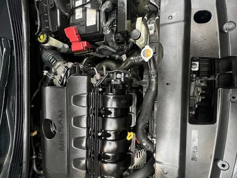 Used 2017 Nissan Sentra S image 11