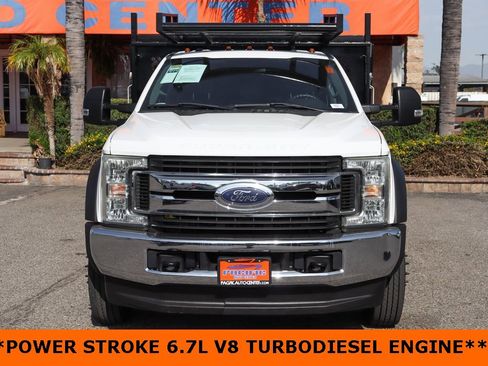 Used 2017 Ford F550 4x4 Regular Cab Super Duty image 3