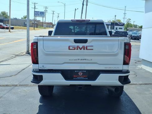 Used 2024 GMC Sierra 2500 Denali w/ Denali Reserve Package AWD/4WD image 5