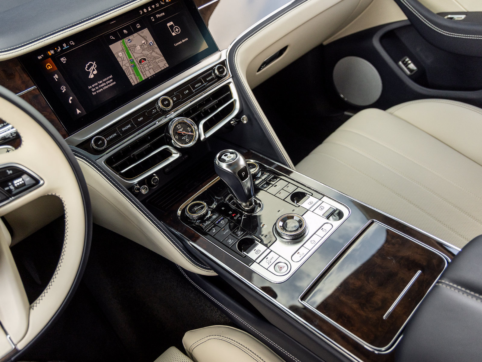 Used 2026 Bentley Flying Spur V8 AWD/4WD image 37