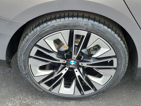 Used 2026 BMW 530i RWD image 6