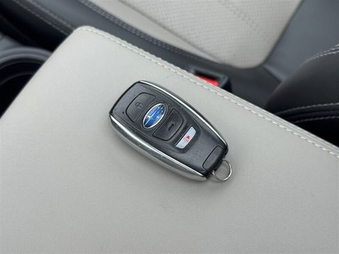 Used 2022 Subaru Forester Limited w/ Popular Package #3 AWD/4WD image 38