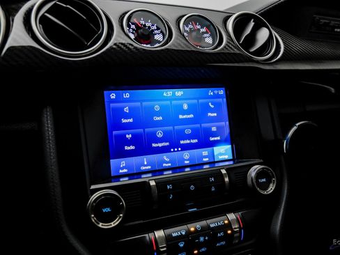 Used 2022 Ford Mustang Shelby GT500 w/ Carbon Fiber Track Pack image 69