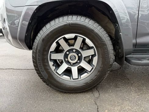 Used 2022 Toyota 4Runner TRD Off-Road Premium image 25
