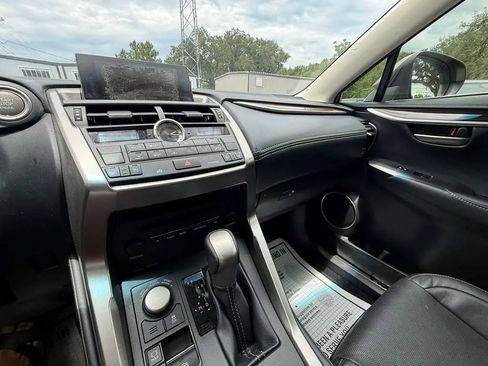 Used 2015 Lexus NX 200t FWD w/ Luxury Package image 13