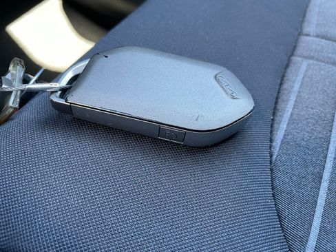 Used 2025 Kia K5 LXS image 23