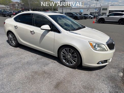 Used 2013 Buick Verano Leather FWD image 1
