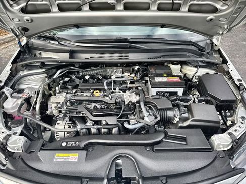 Used 2025 Toyota Corolla SE image 33