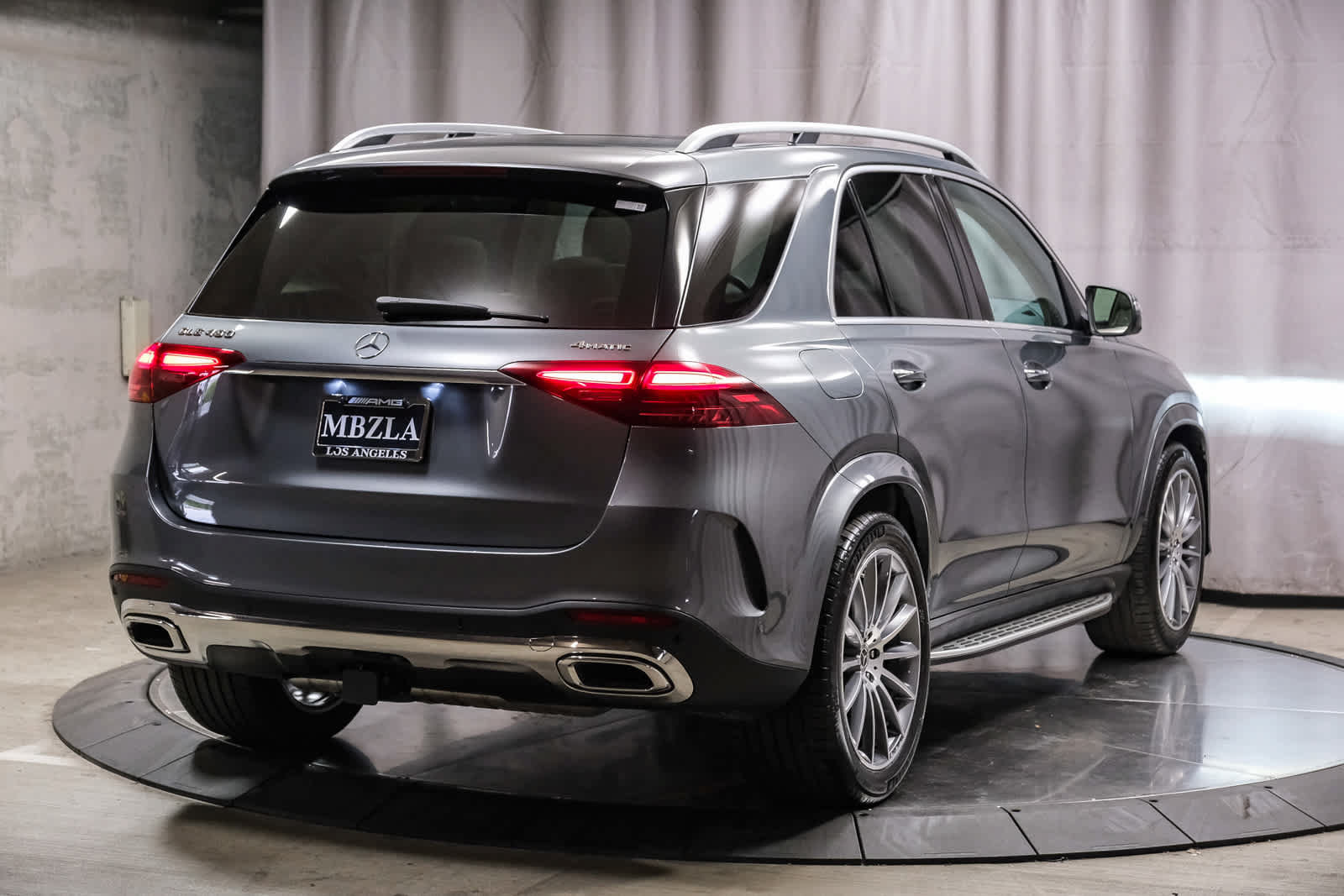 Used 2026 Mercedes-Benz GLE 450 4MATIC image 4